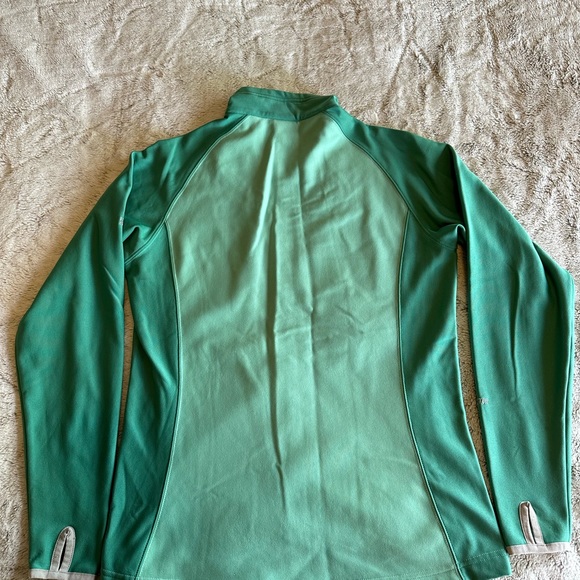 The North Face Jacket size medium - Picture 2 of 5